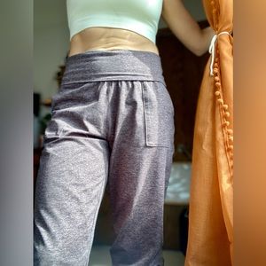 Aerie the hugger jogger